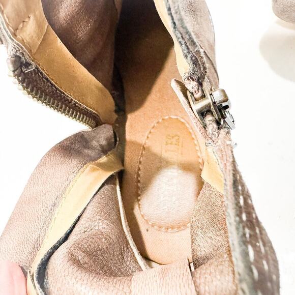 Seychelles x Anthropology Lucky Penny Metallic Silver Pewter Zip Up Boot Size 6 - Picture 2 of 7